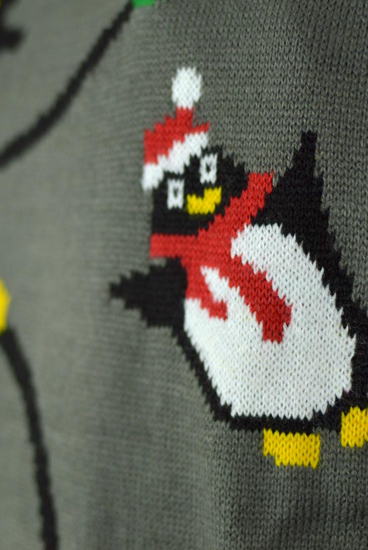 Pull de Noël pour Enfants Lumineux LED Gris avec Pingouins détail