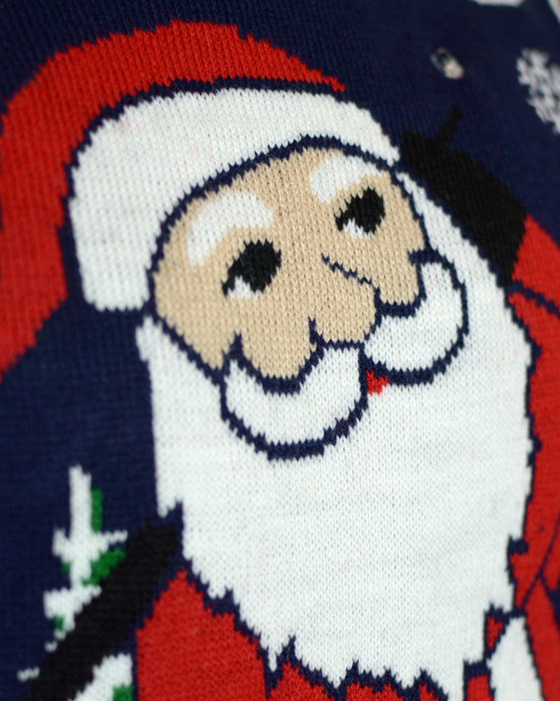 Pull de Noël pour Couple Lumineux LED Père Noël jouant au Golf detail