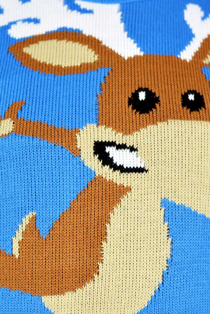 Pull de Noël pour Couple Bleu Ciel avec Renne Patinant detail