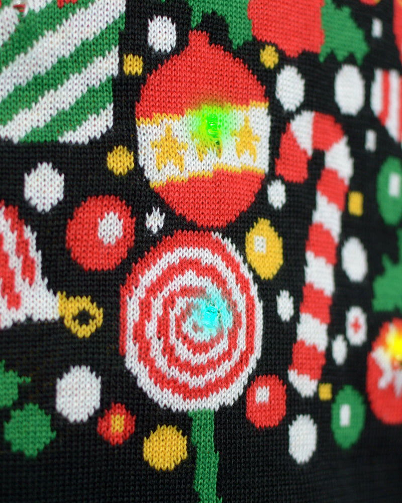 Pull de Noël pour Couple Lumineux LED Noire Sapin de Noël Detail