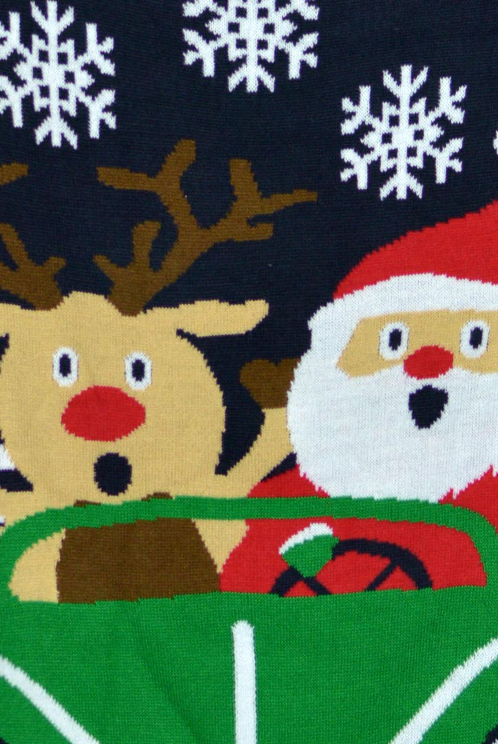 Detail Pull de Noël Renne et Père Noël Conduisent