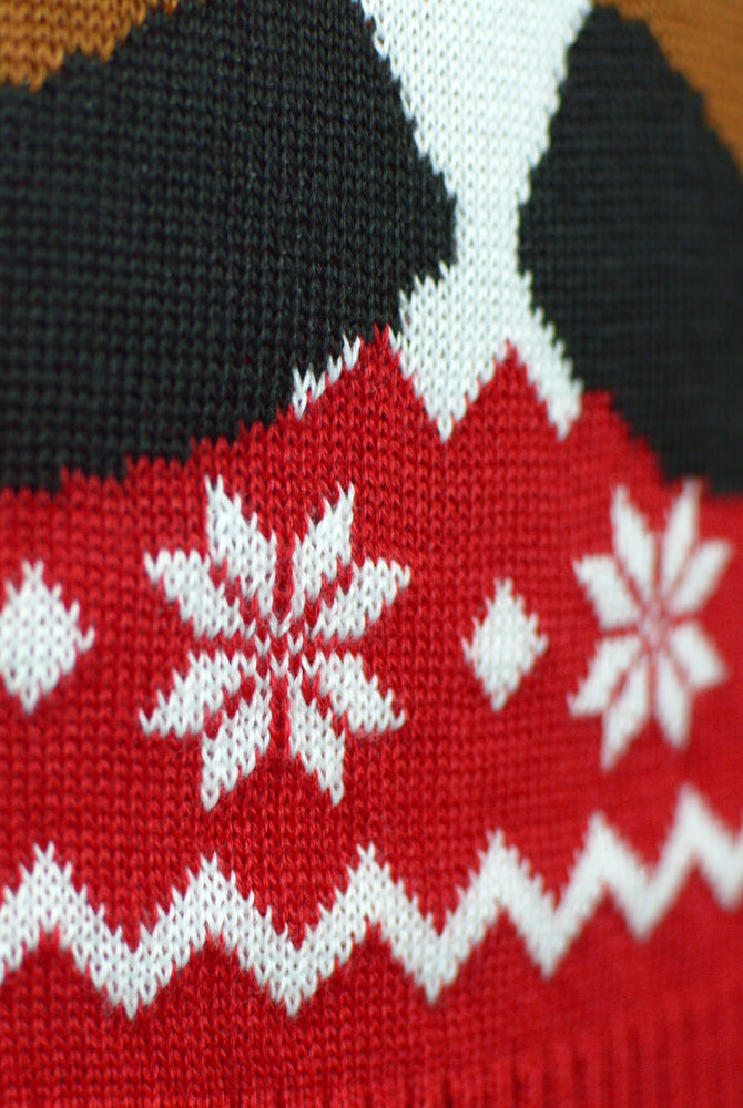 Pull de Noël Rouge Renne Rudolph Echarpe détail
