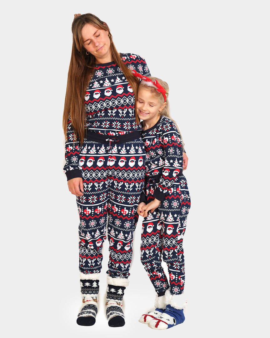 Pyjama de Noël pour Adultes Unisexe Bleu avec Père Noël, Sapins et Cœurs enfants