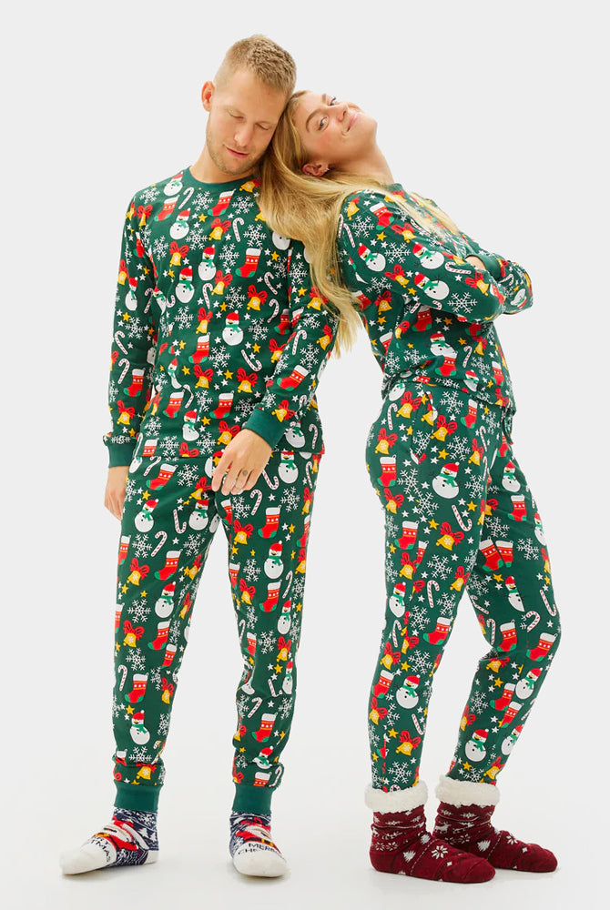 Pyjama de Noël pour Femme et Homme Vert avec Motifs de Noël