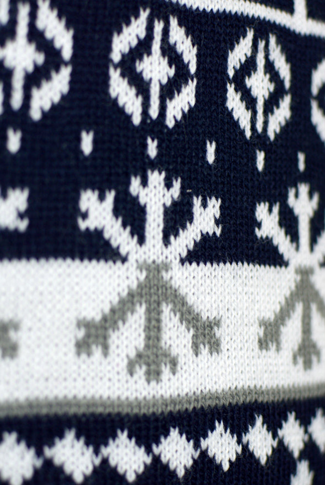 Pull de Noël Bandes avec Rennes et Sapins détail