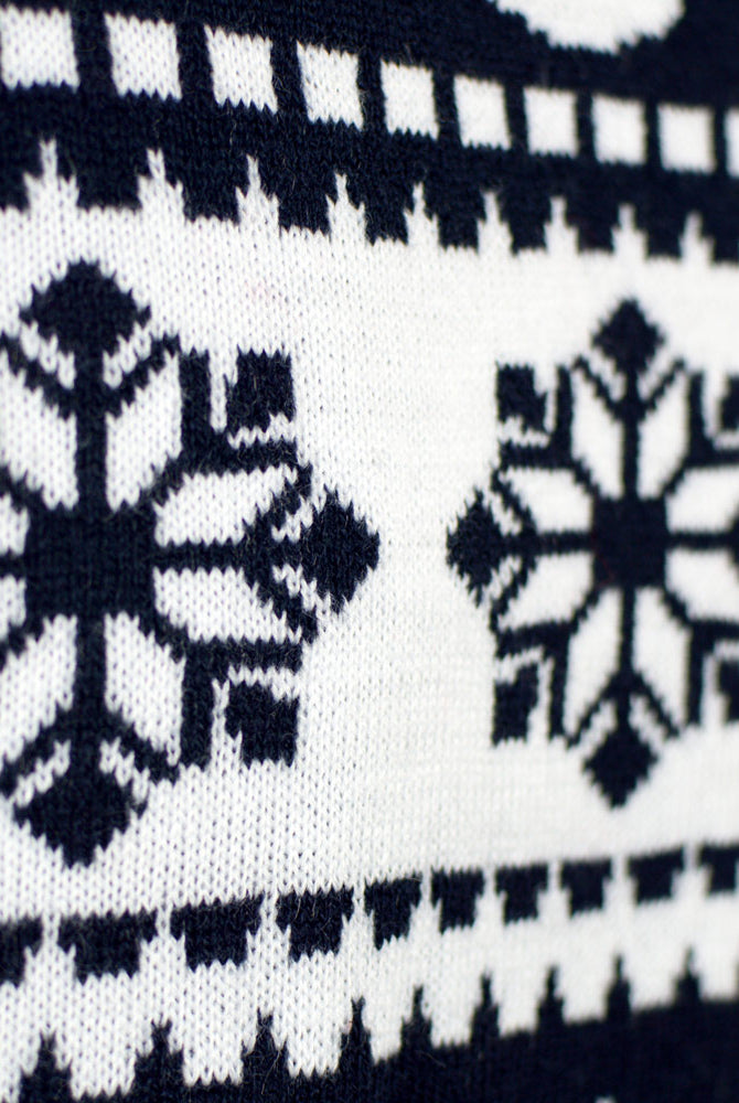 Pull de Noël Bleu pour Famille avec Rennes et Neige Détail