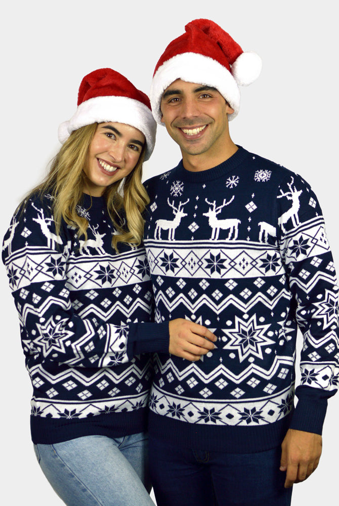 Pull de Noël Bleu avec Renne et Étoile Nordique couple