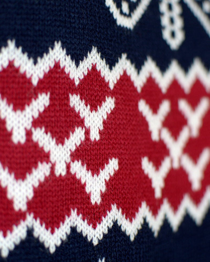 Pull de Noël pour Famille Rennes et Motifs de Noël Détail