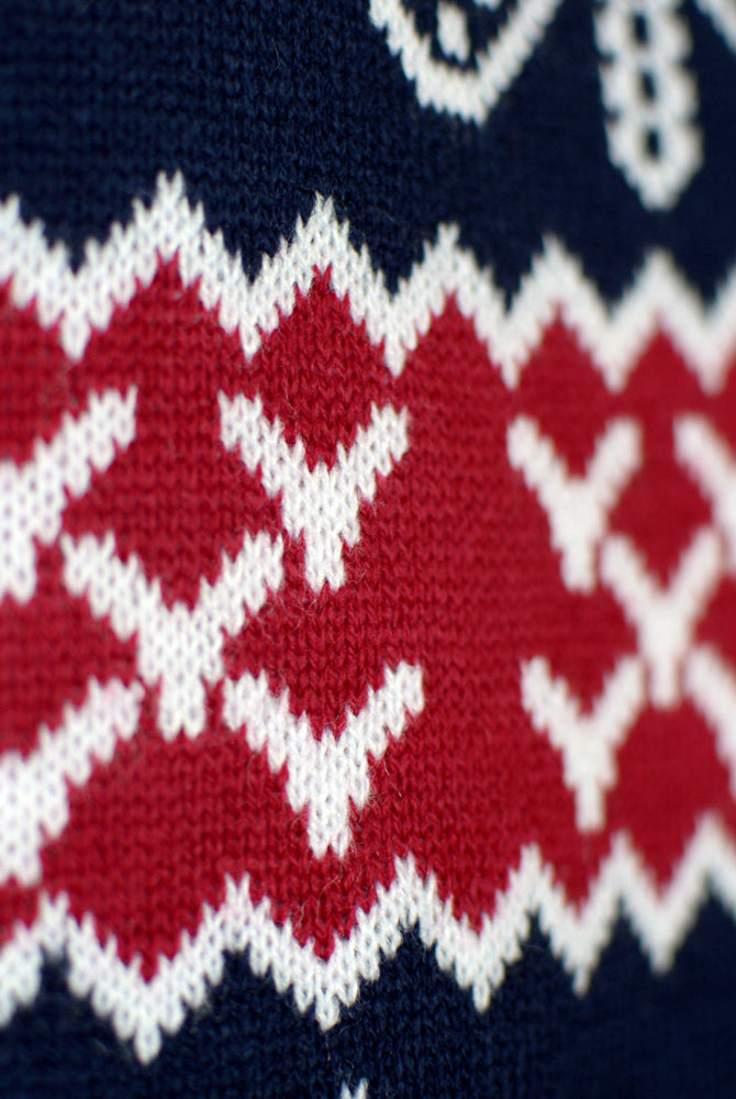 Pull de Noël pour Famille Rennes et Motifs de Noël Détail