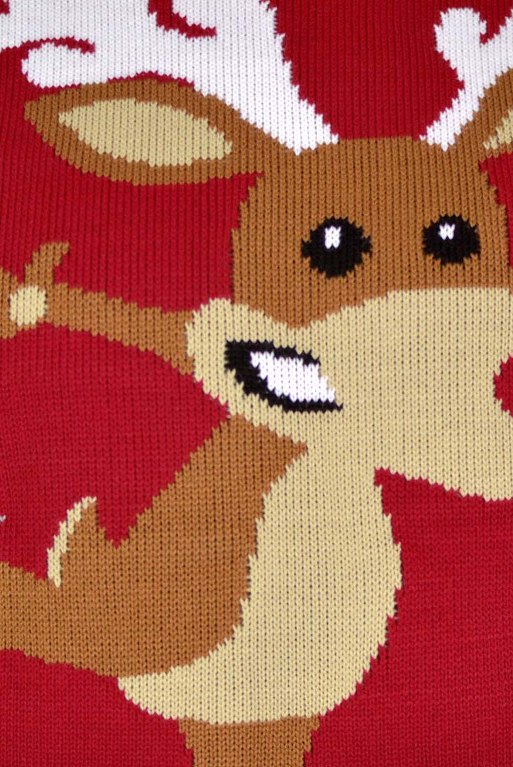 Pull de Noël Rouge avec Renne Patinant Détail