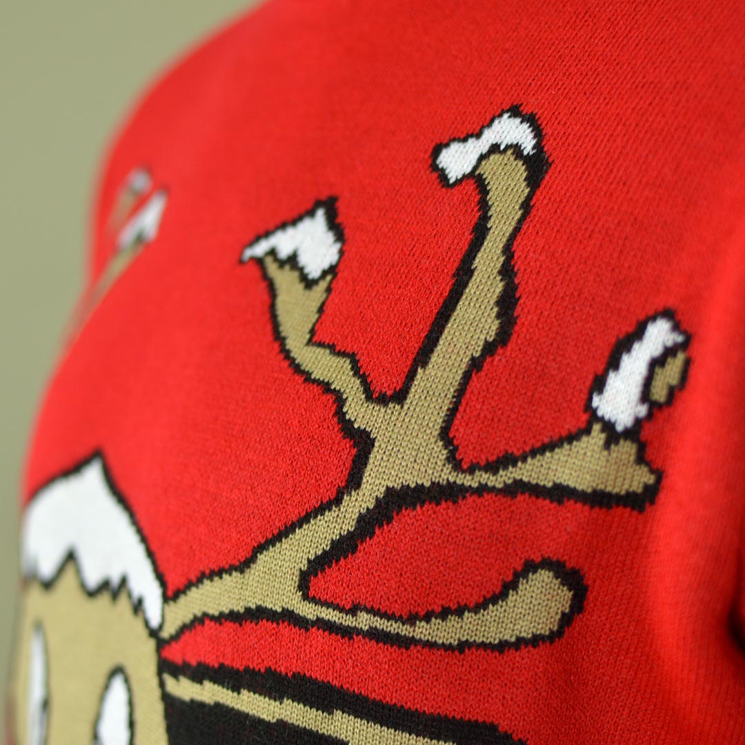 Pull de Noël Rouge avec Renne Souriant Détail Neige