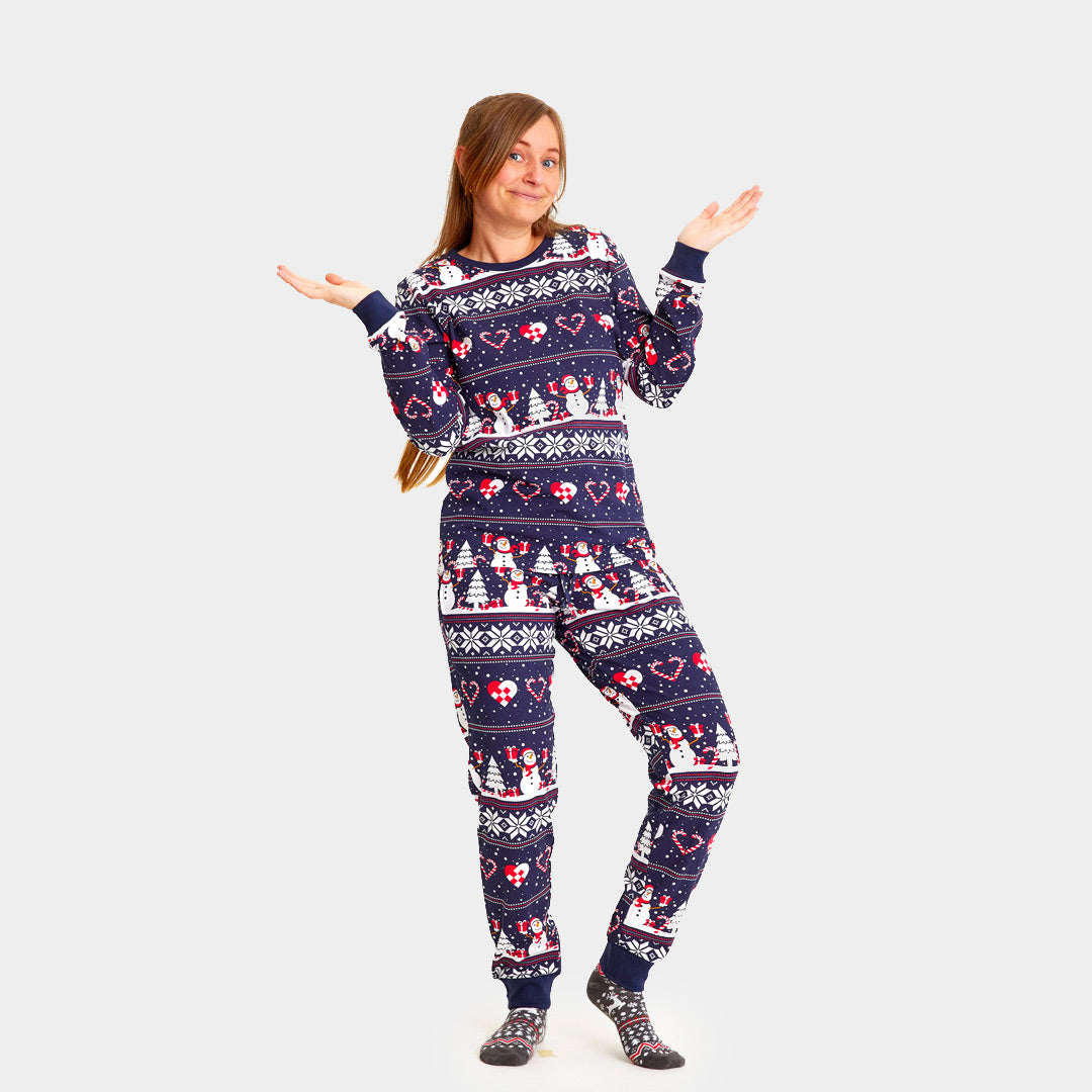 Pyjama de Noël Familial Bleu avec Bonhommes de Neige et Cœurs Femme