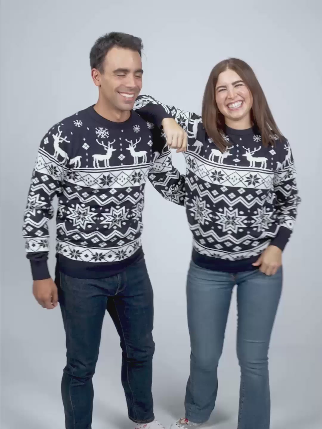Pull de Noël pour Femme et homme Bleu avec Renne et Étoile Nordique
