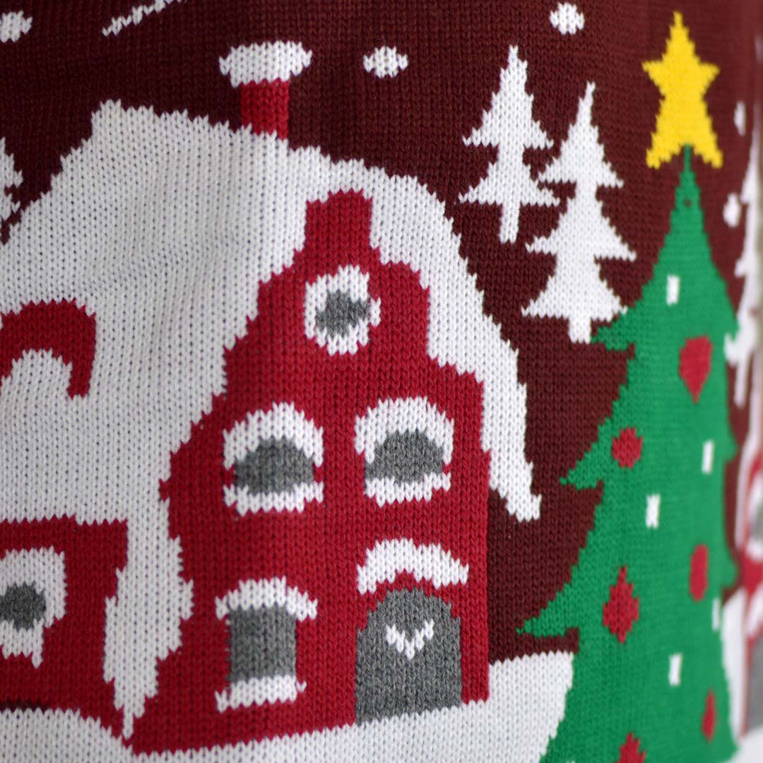 Pull de Noël pour Couple Père Noël en Traîneau et Sapin de Noël detail