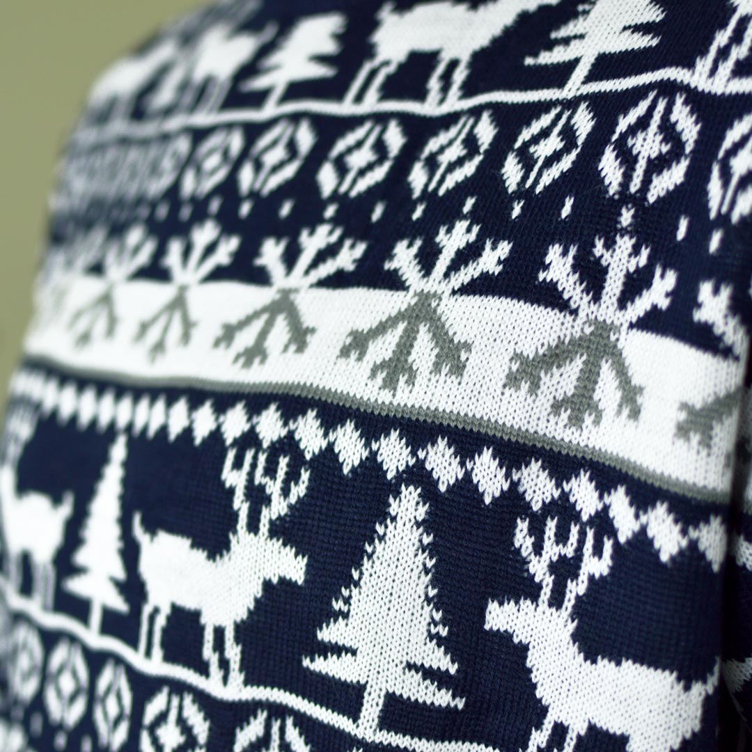 Pull de Noël pour Homme Bandes avec Rennes et Sapins detail