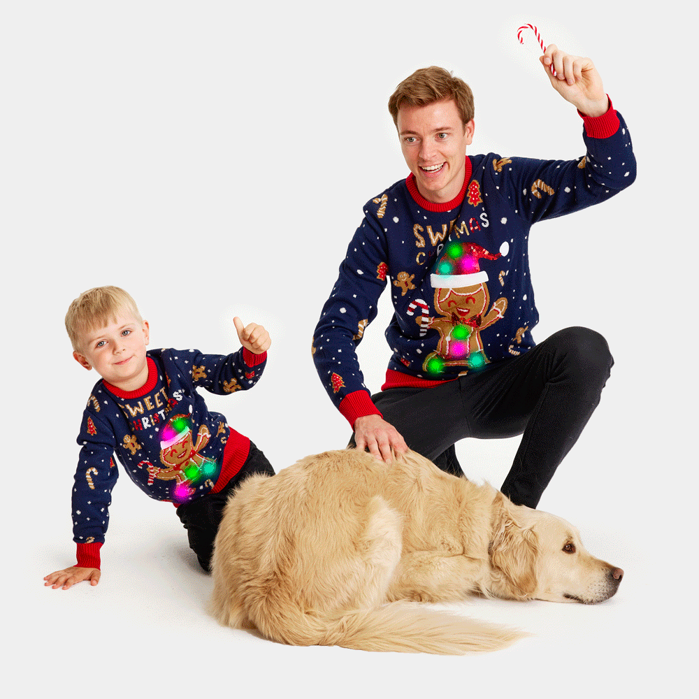 Pull de Noël pour Homme Lumineux LED Bleu Ginger Cookie Famille
