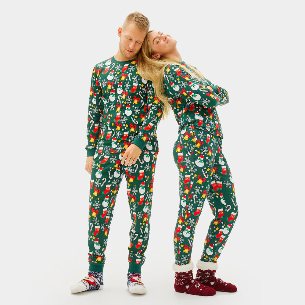 Pyjama de Noël pour Femme et Homme Vert avec Motifs de Noël
