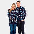 Pull de Noël Bleu avec Rennes, Cadeaux et Sapins Couple