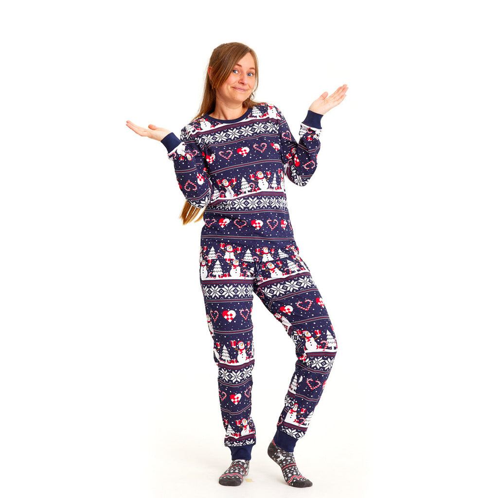 Pyjama de Noël Familial Bleu avec Bonhommes de Neige et Cœurs Femme